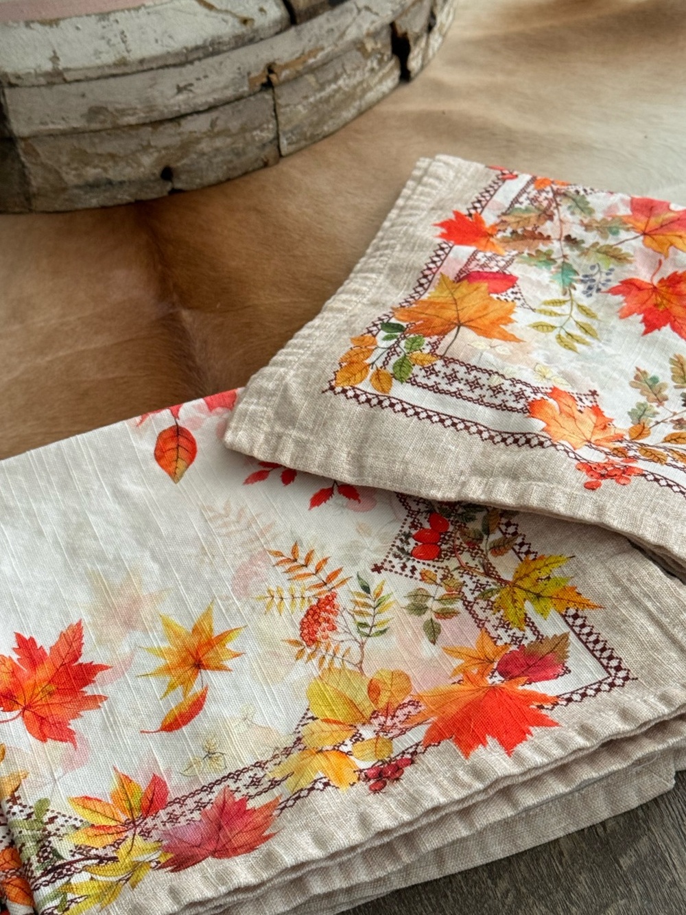 Maison d’Hermine Leaf Table Cloth Napkins Set of 4 - 100 Percent Cotton